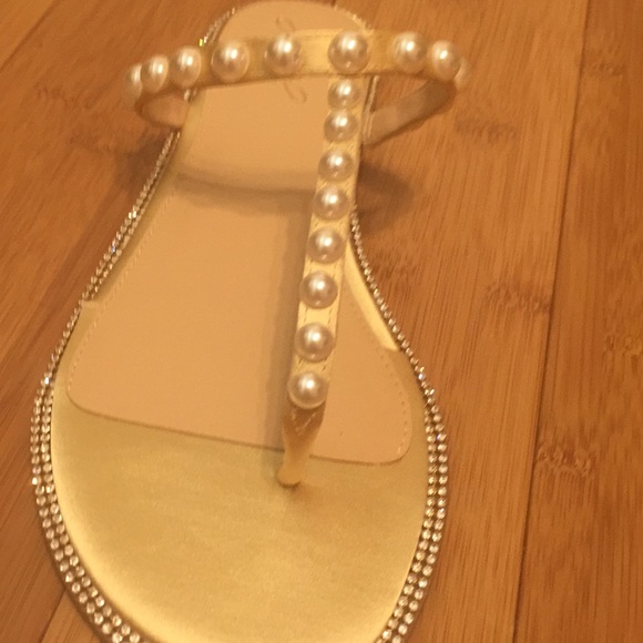 NEW Jewel Badgley Mischka Sandals - Picture 8 of 8